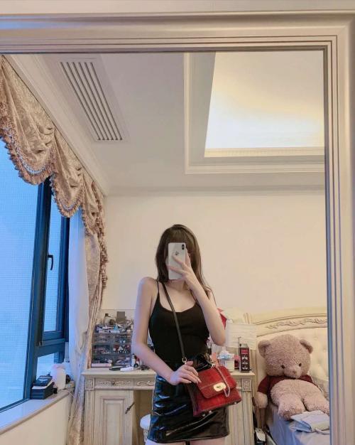 清纯小迷妹在线兼职逼紧水多 第3张