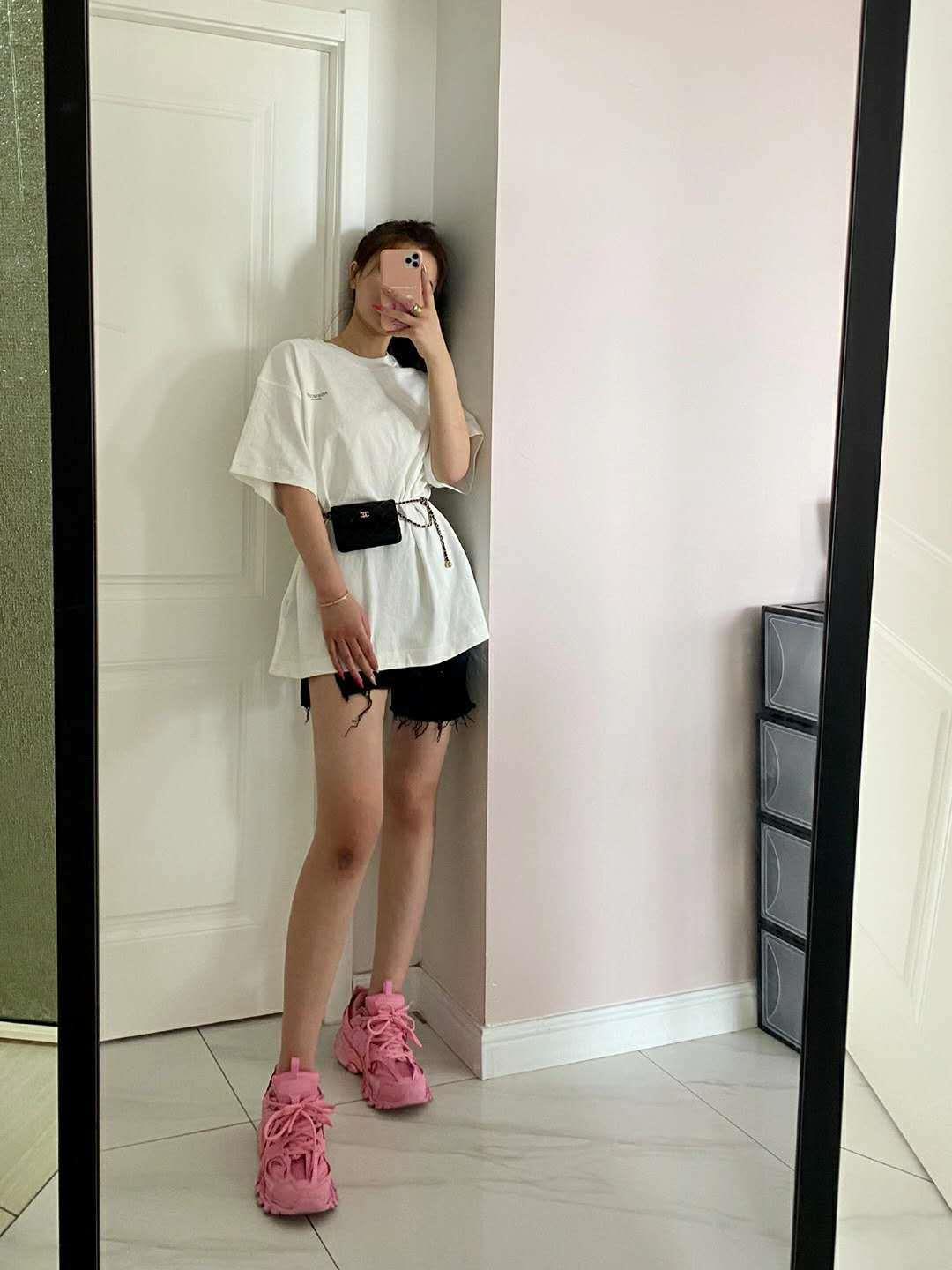 168嫩模般身材贝希 第1张