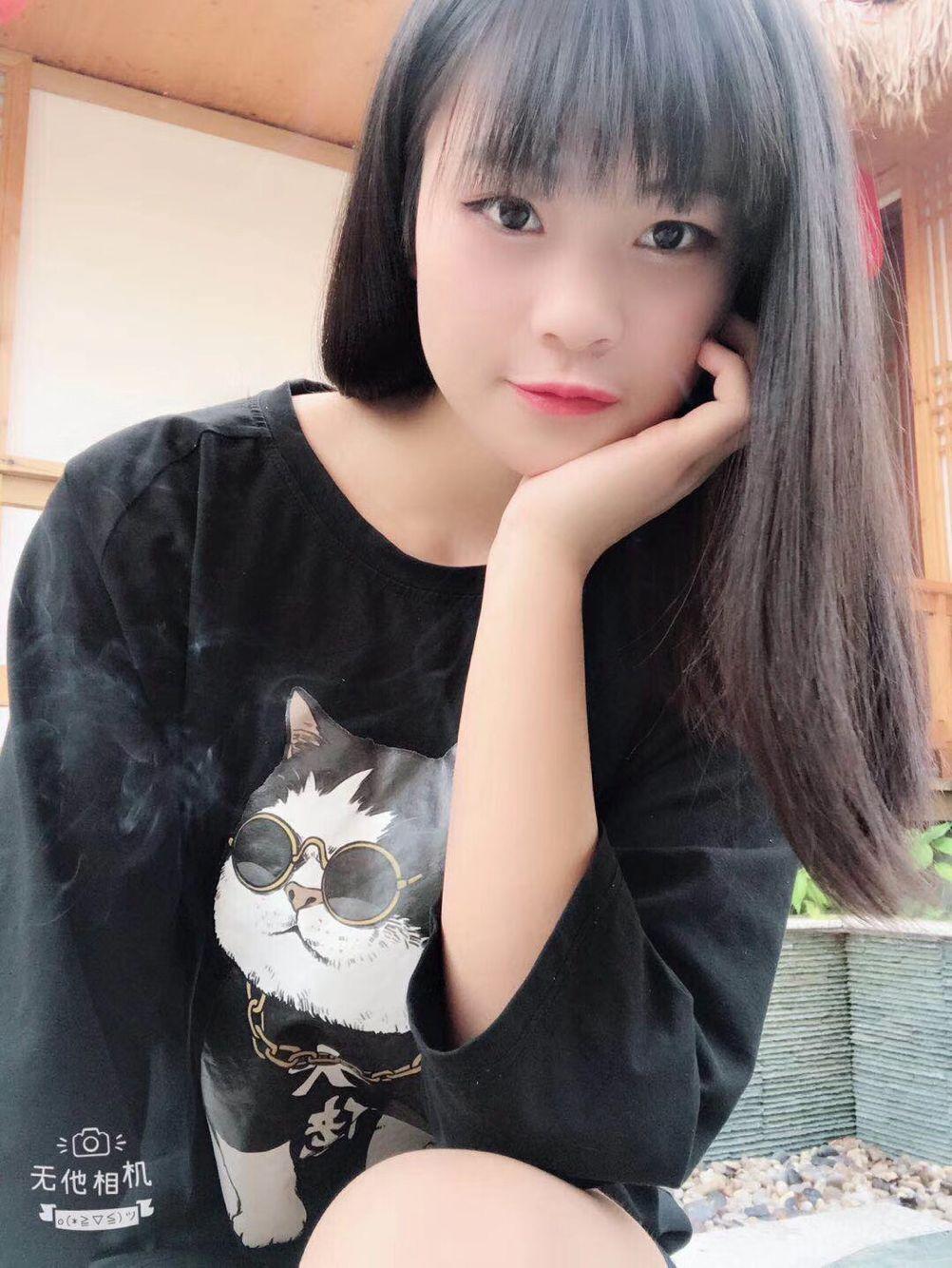 真!嫩!00年爱撒娇多水的小学妹 第1张